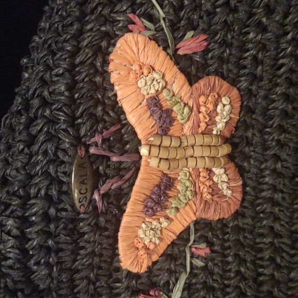 Scale Crochet‎ Navy Blue With Butterfly And Wooden Handles Handbag - Picture 3 of 5